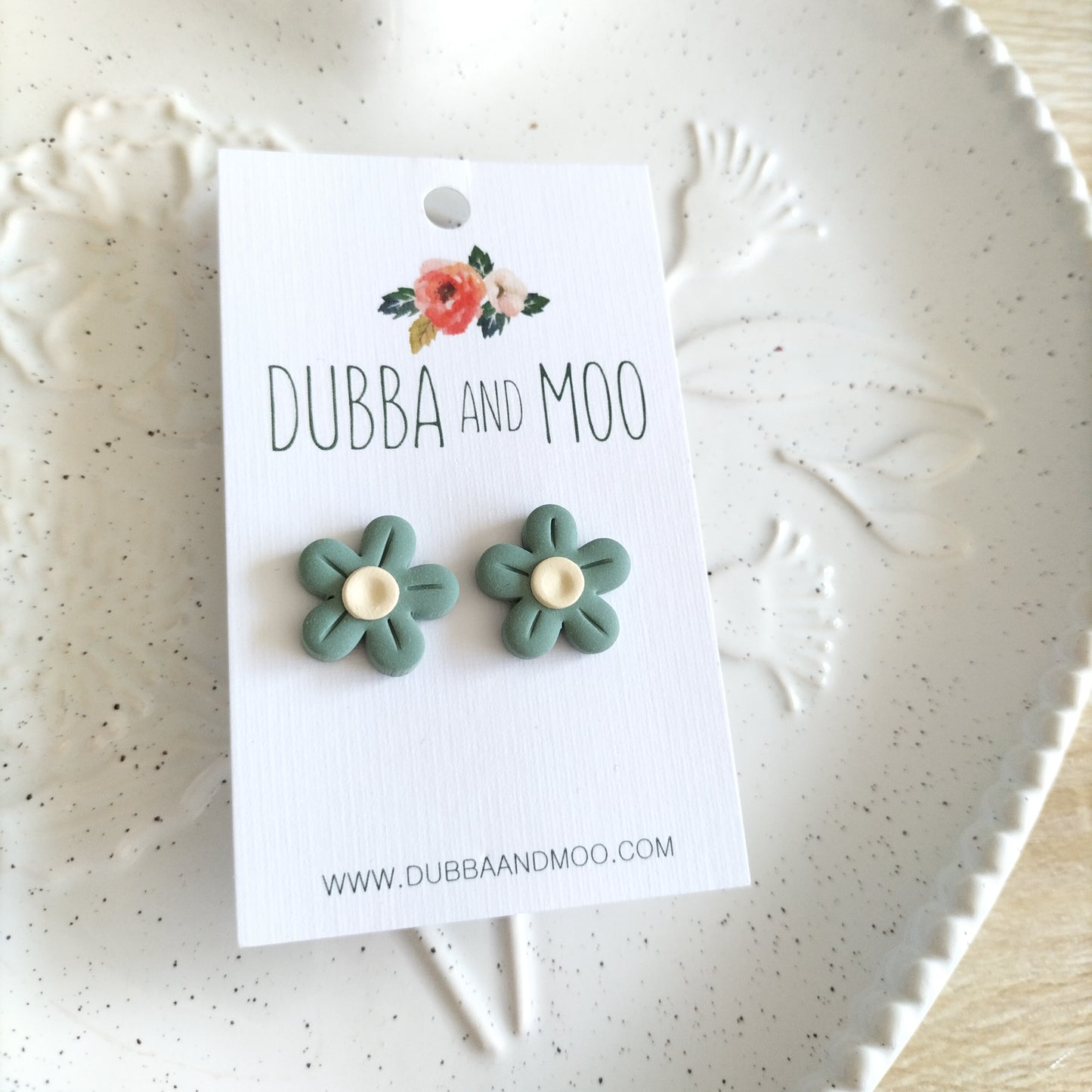 Retro Vintage Flower Studs - Assorted Colours